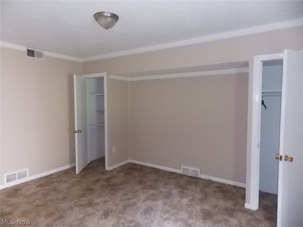 J H Mccall Incs Bedford Hlnd - Residential