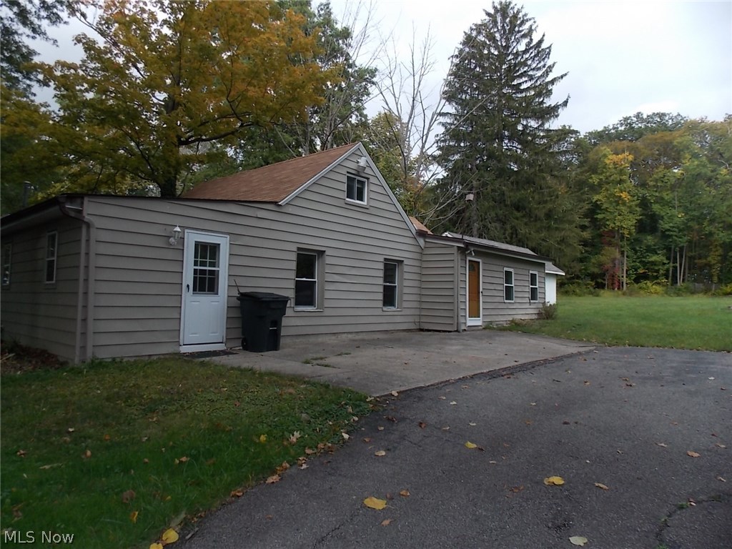 J H Mccall Incs Bedford Hlnd - Residential