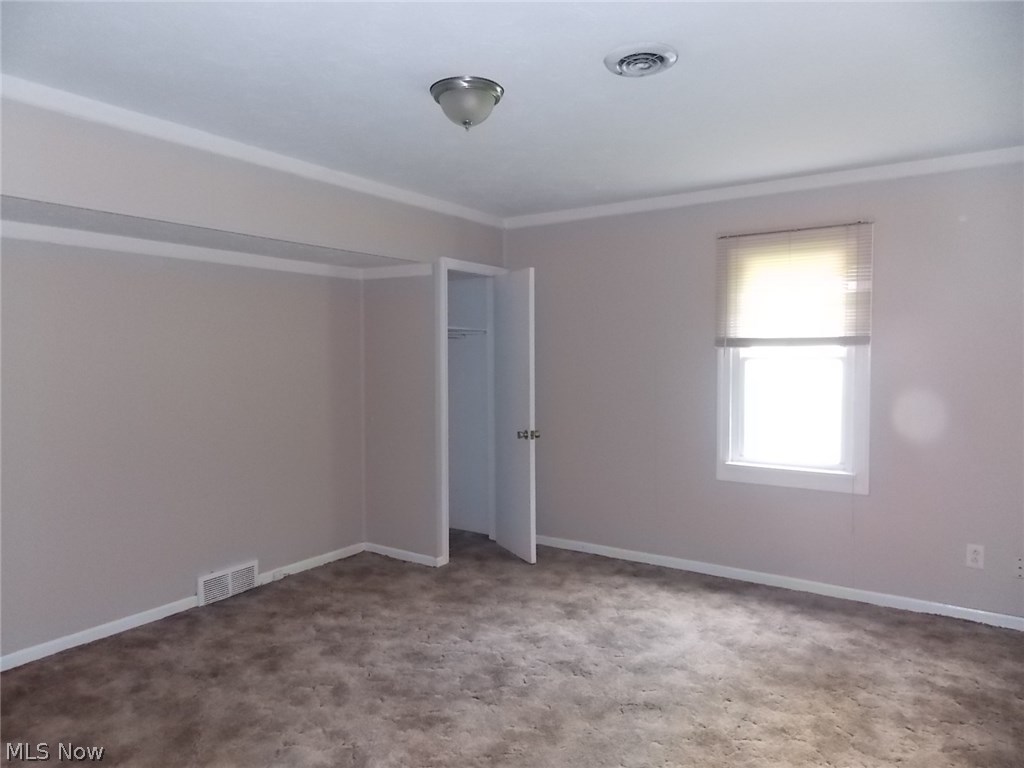 J H Mccall Incs Bedford Hlnd - Residential