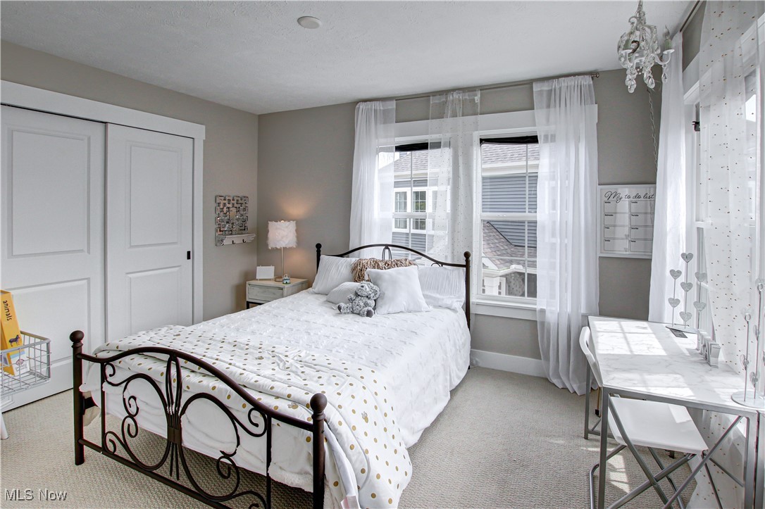 Port Side Condos Ph 1 - Residential