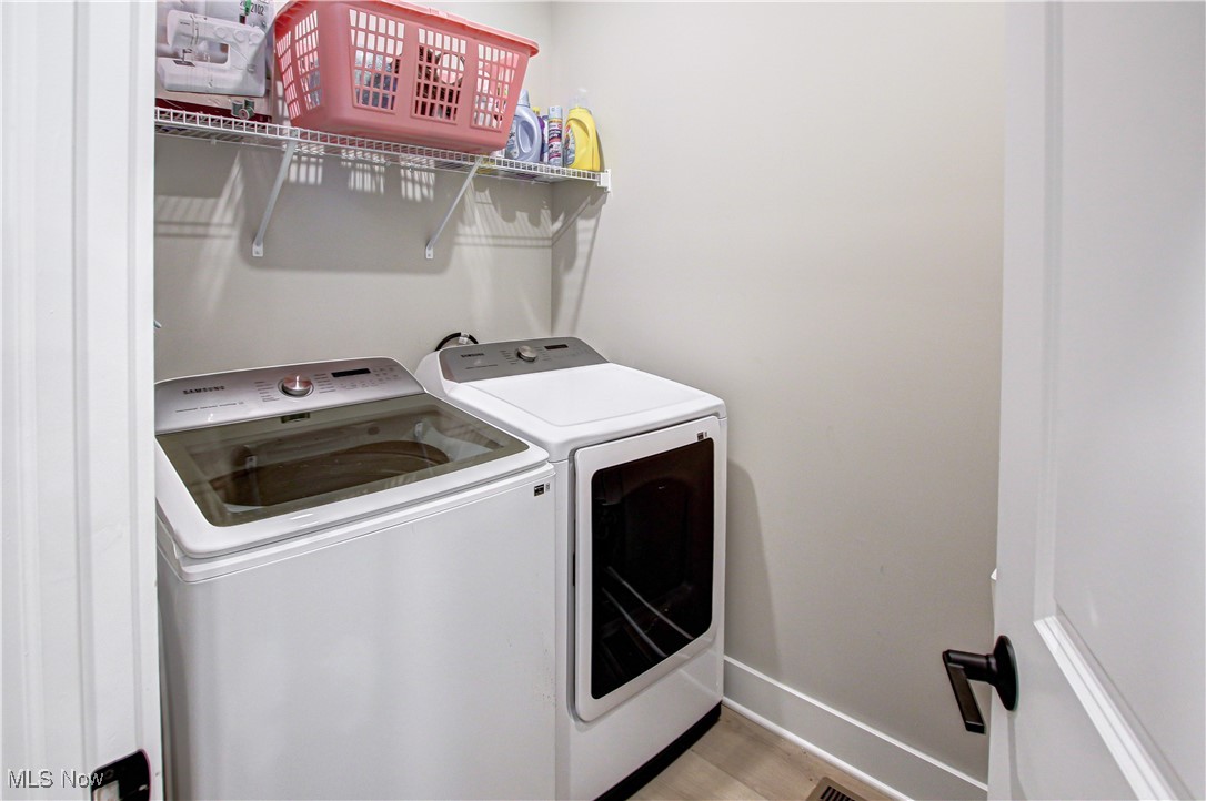 Port Side Condos Ph 1 - Residential