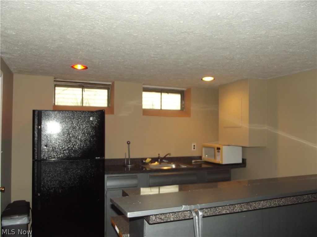 Sunshine Realty Inc 01 - Residential Lease