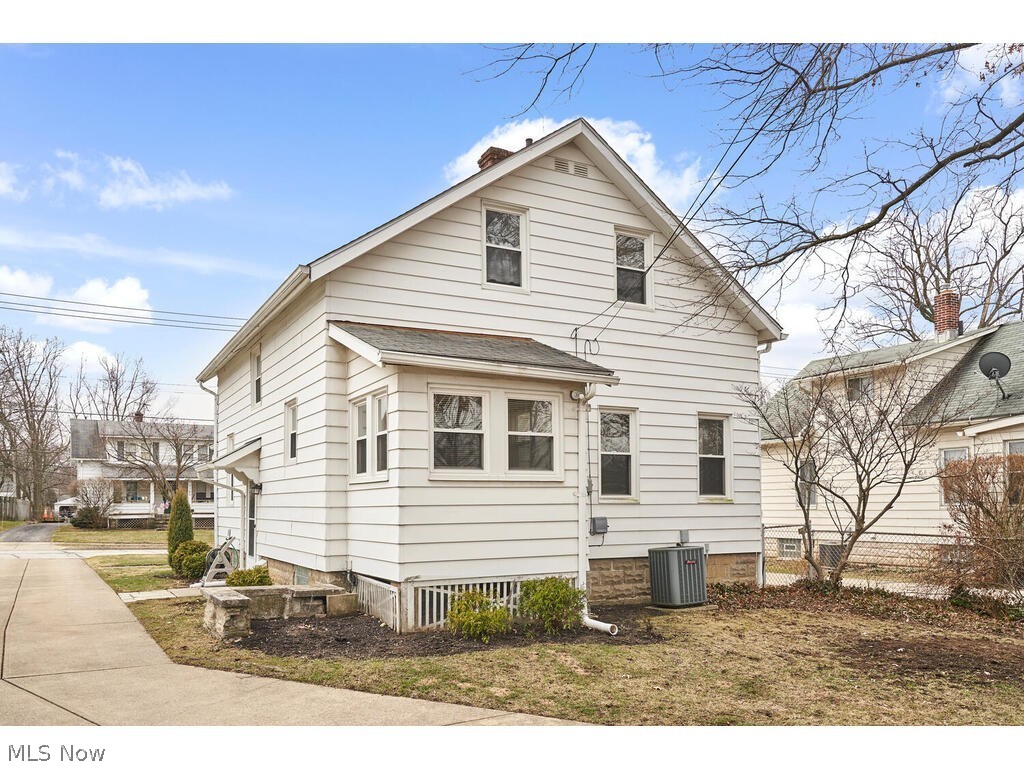 Walter H Tellings Oakmont Sub - Residential