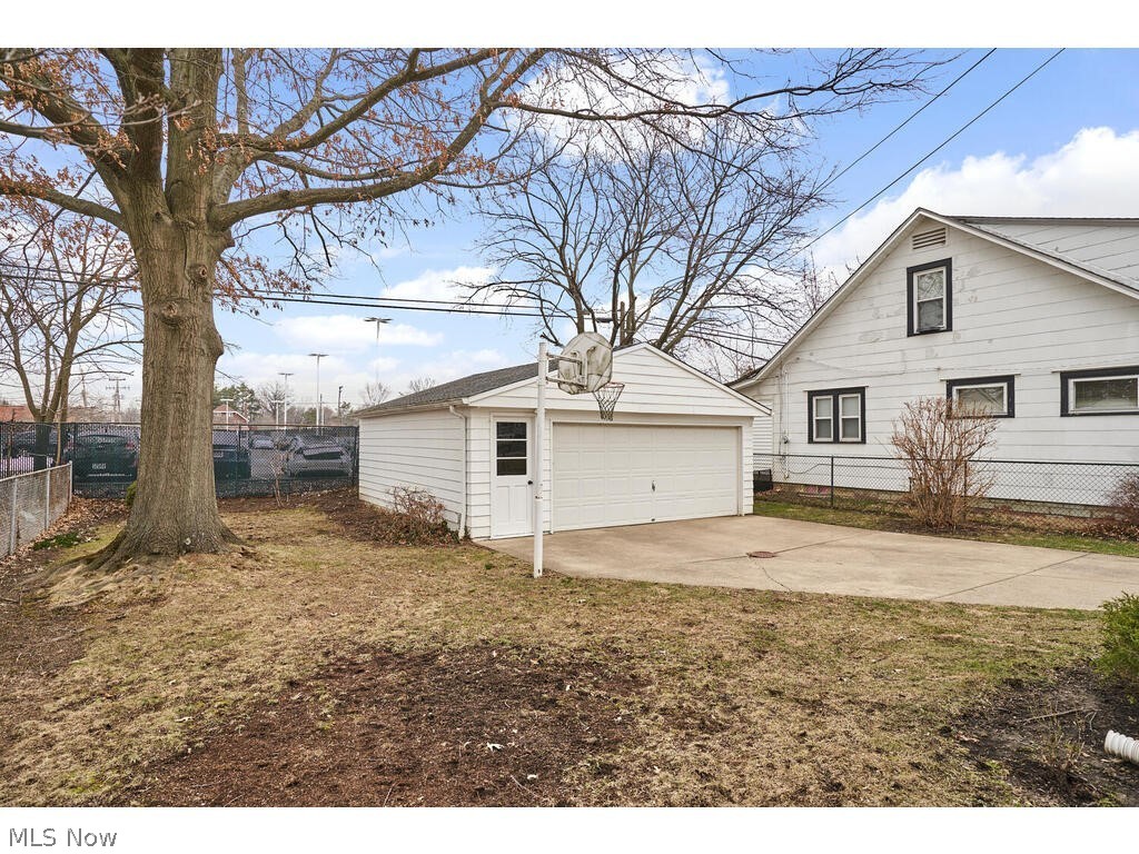 Walter H Tellings Oakmont Sub - Residential