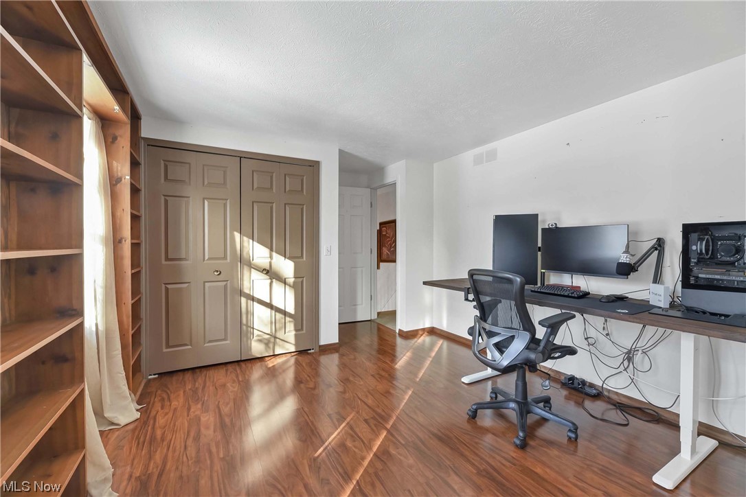 Hunting Mdws 09 - Residential