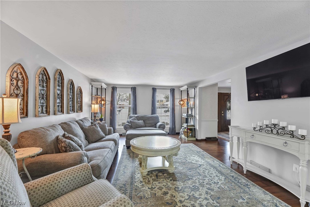 Hunting Mdws 09 - Residential