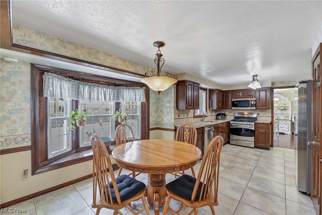 Hunting Mdws 09 - Residential