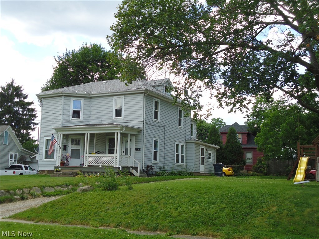 Great opportunity for owner occupant or investor. Well kept Duplex near riverfront mall. Separate utilities-spacious room sizes-1st floor laundry, vacant unit recently painted with pretty hardwood flooring. Rents are $600.00(2BR Unit) and $650.00(3BR Unit).