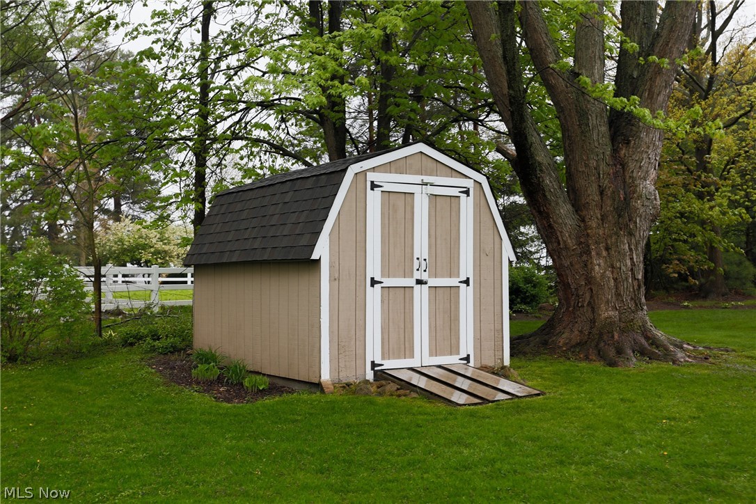 Greenbriar/Four Seasons - Residential