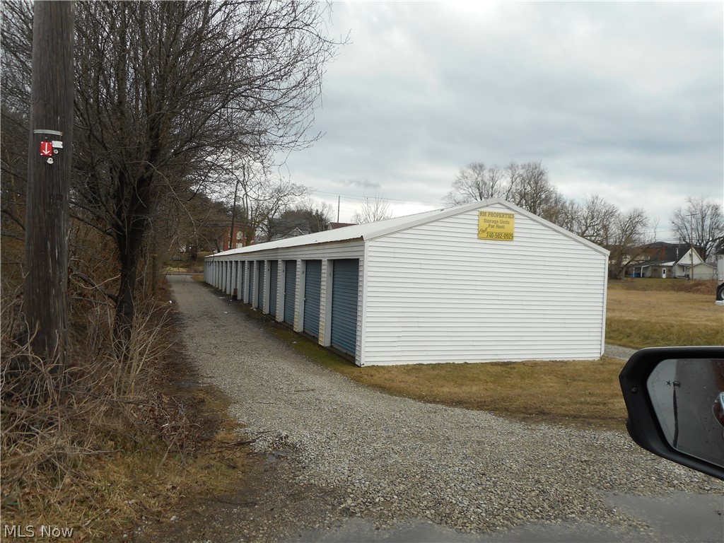 Attention Investers!!! This 24 unit mini storage building includes 12 - 10x20, 10- 10x10, 2- 5x10. for a total 24 units.