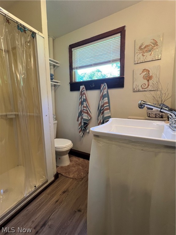 d-202 E Gen On Lake - Residential