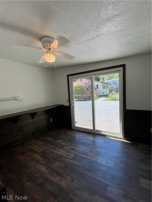 d-202 E Gen On Lake - Residential