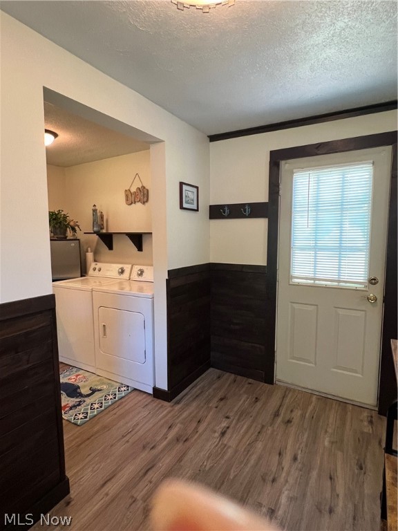 d-202 E Gen On Lake - Residential