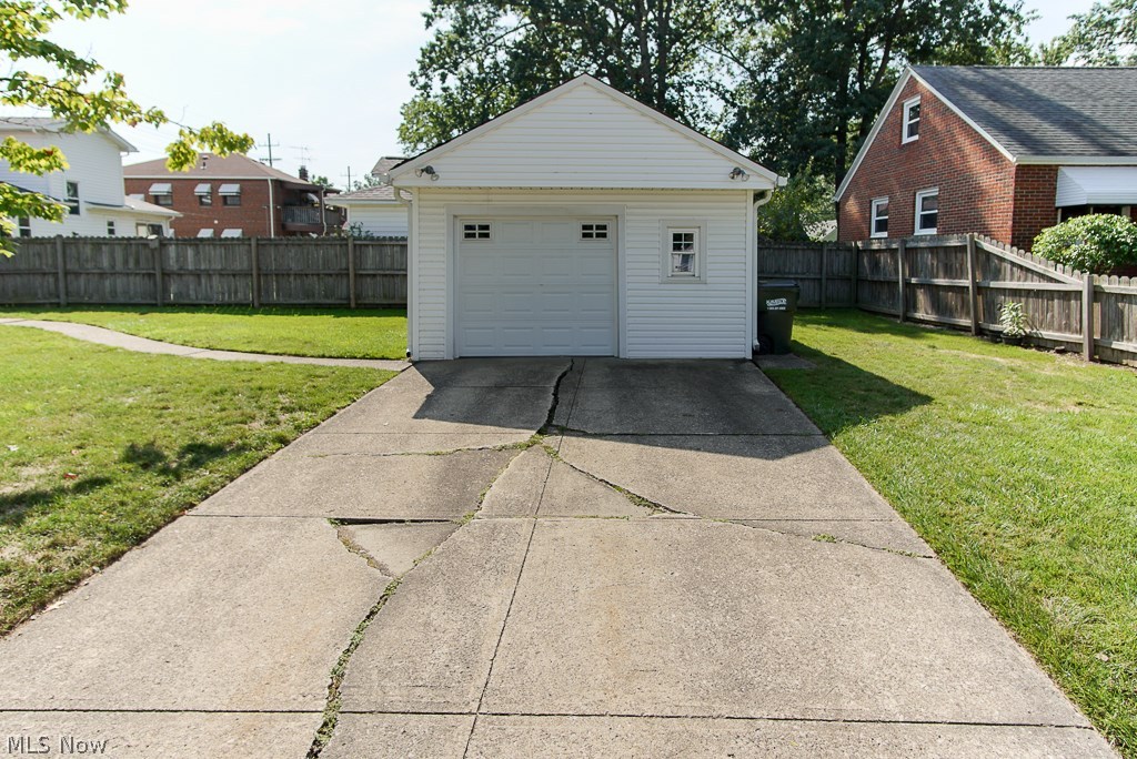 Clermont Realty Cos St Clair - Residential