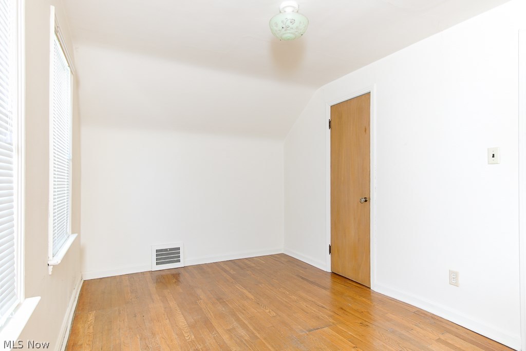 Clermont Realty Cos St Clair - Residential