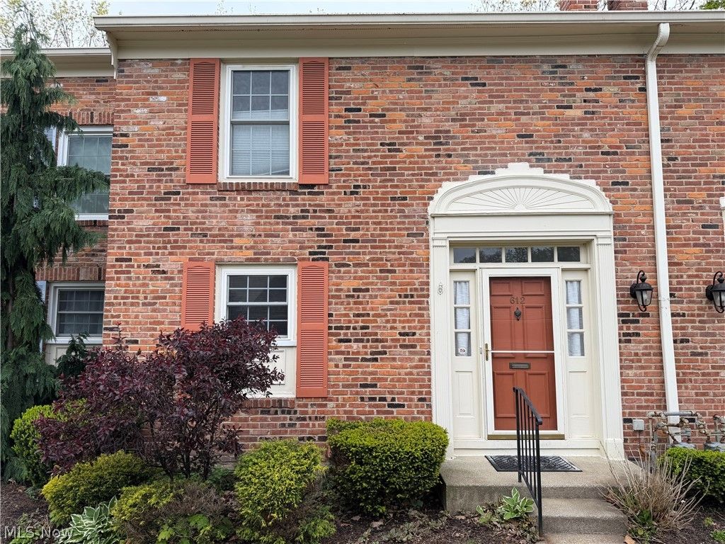 Photo of 612 Trevitt Circle W #57, Euclid, OH 44143 (MLS # 5207849)