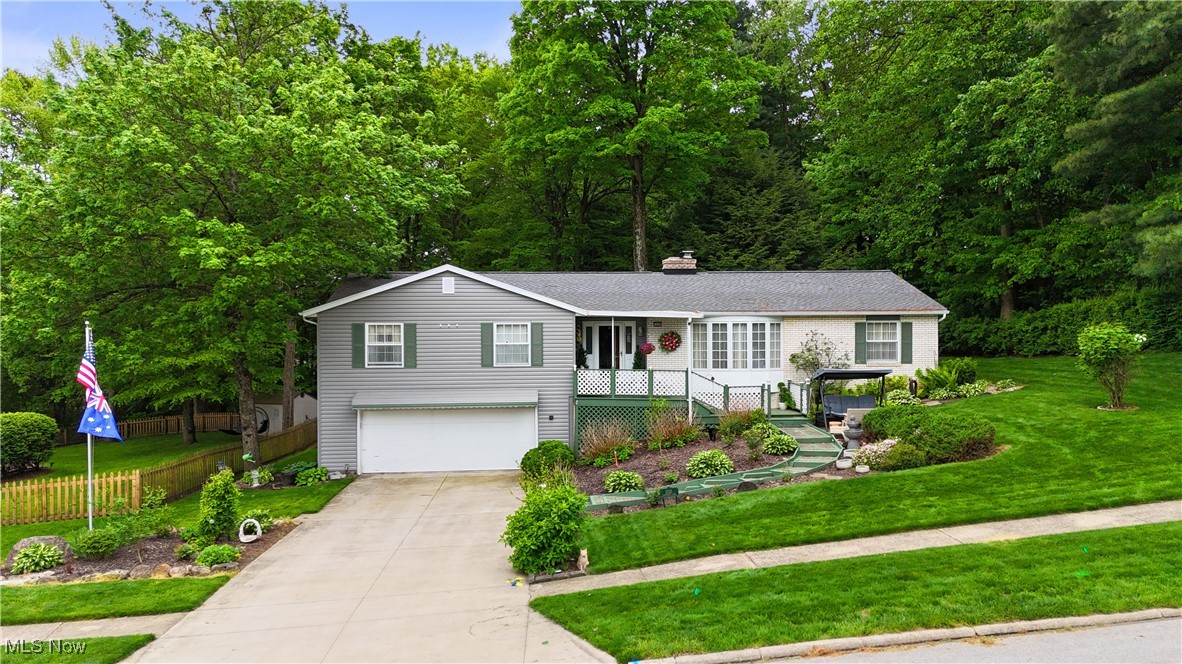 1235 Canteberry Lane, Mansfield, Ohio image 2