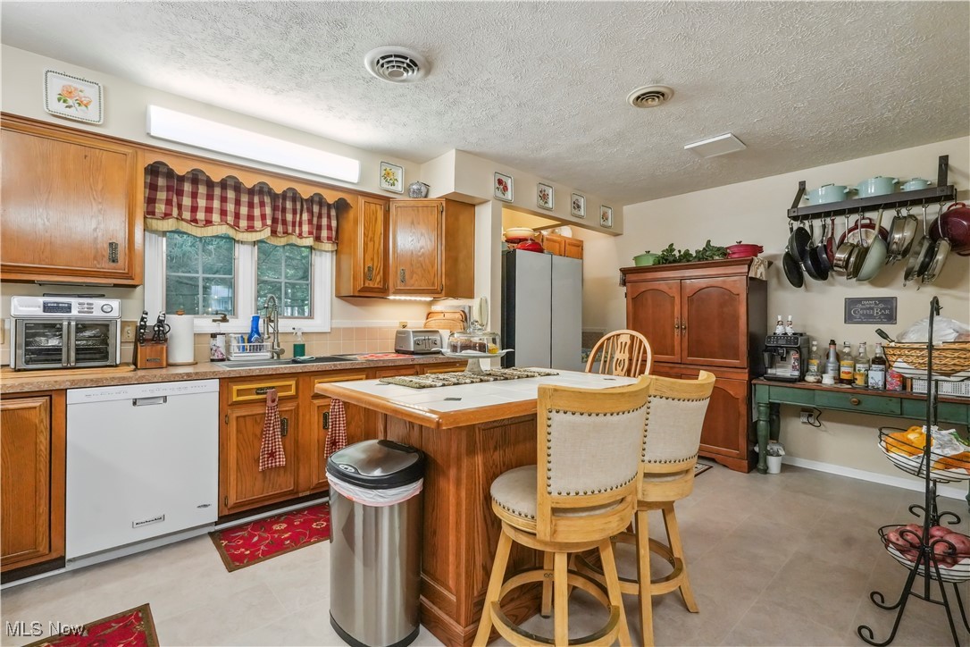 1235 Canteberry Lane, Mansfield, Ohio image 8