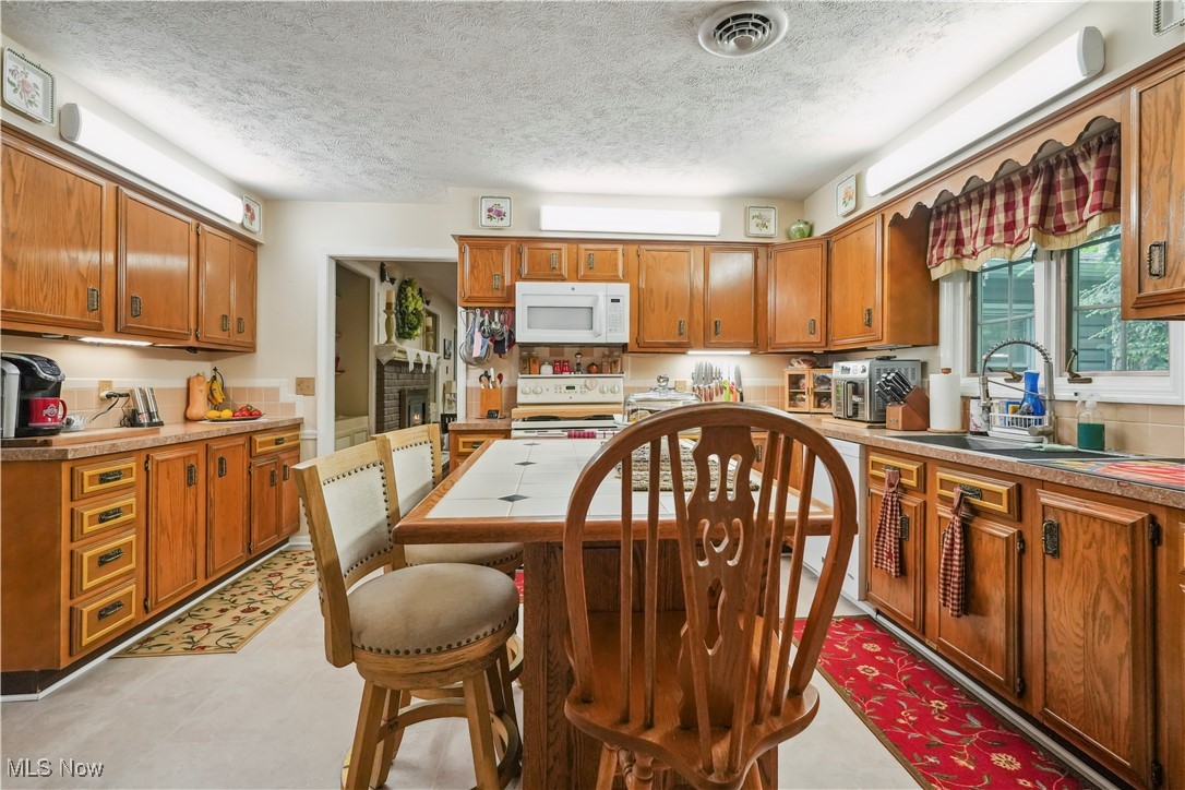 1235 Canteberry Lane, Mansfield, Ohio image 12