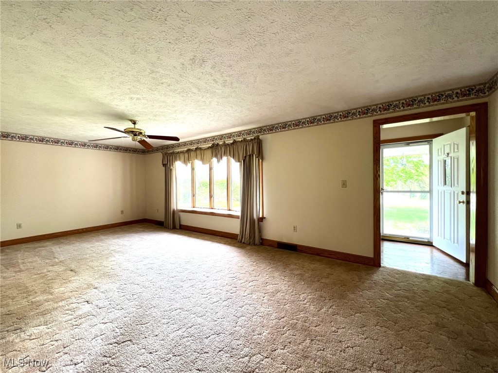11075 Auburn Road, Chardon, Ohio image 13
