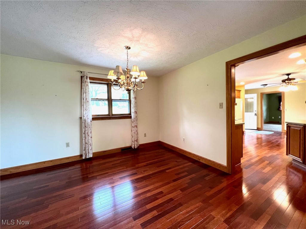 11075 Auburn Road, Chardon, Ohio image 10