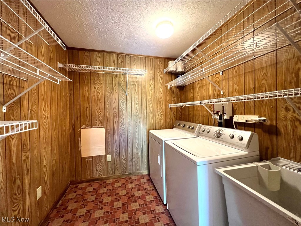 11075 Auburn Road, Chardon, Ohio image 32