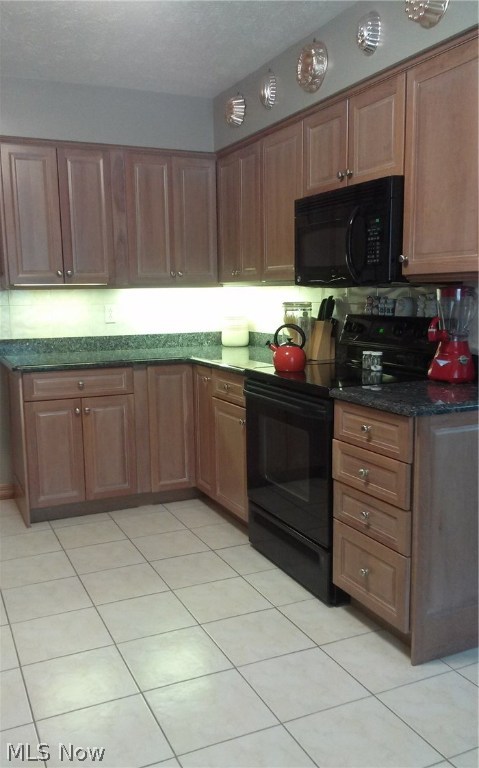 4500 Logangate Way - Residential