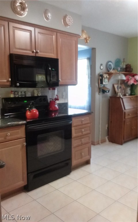 4500 Logangate Way - Residential