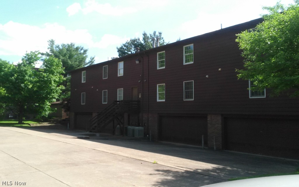 4500 Logangate Way - Residential