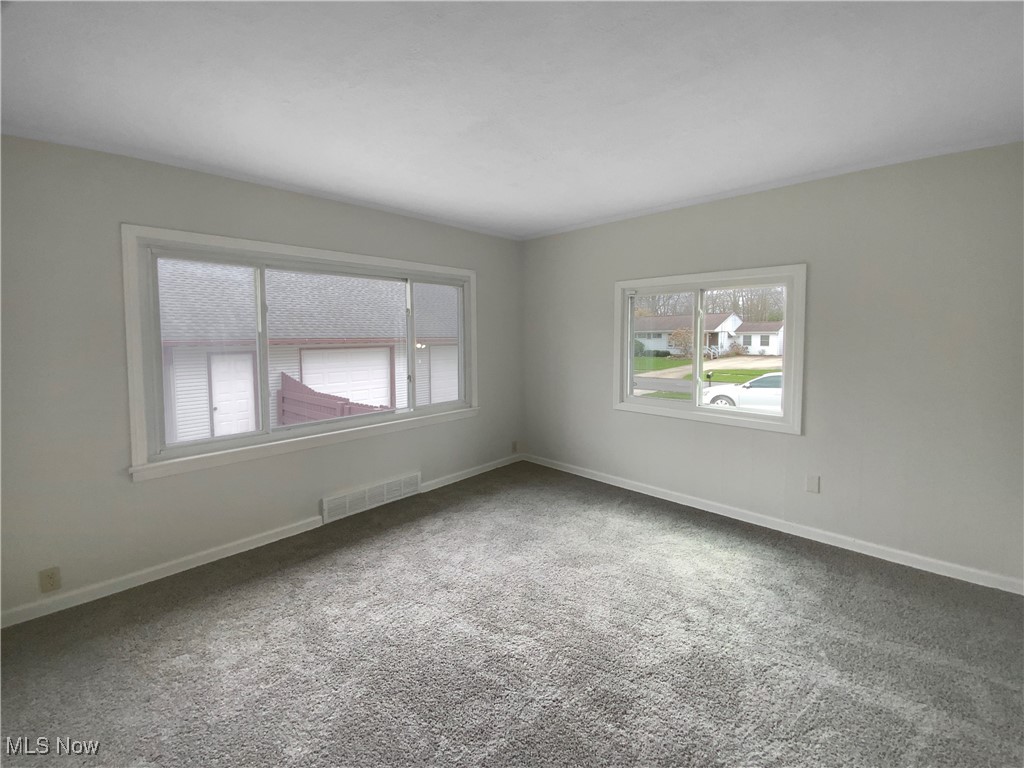 1231 Treasch Drive, Cuyahoga Falls, Ohio image 9