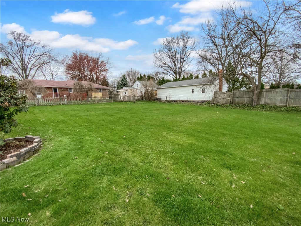 1231 Treasch Drive, Cuyahoga Falls, Ohio image 10