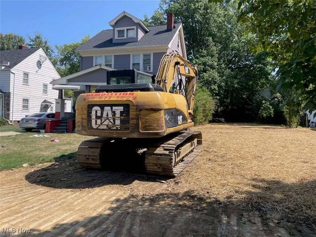 Laura N Stewarts Sub - Land