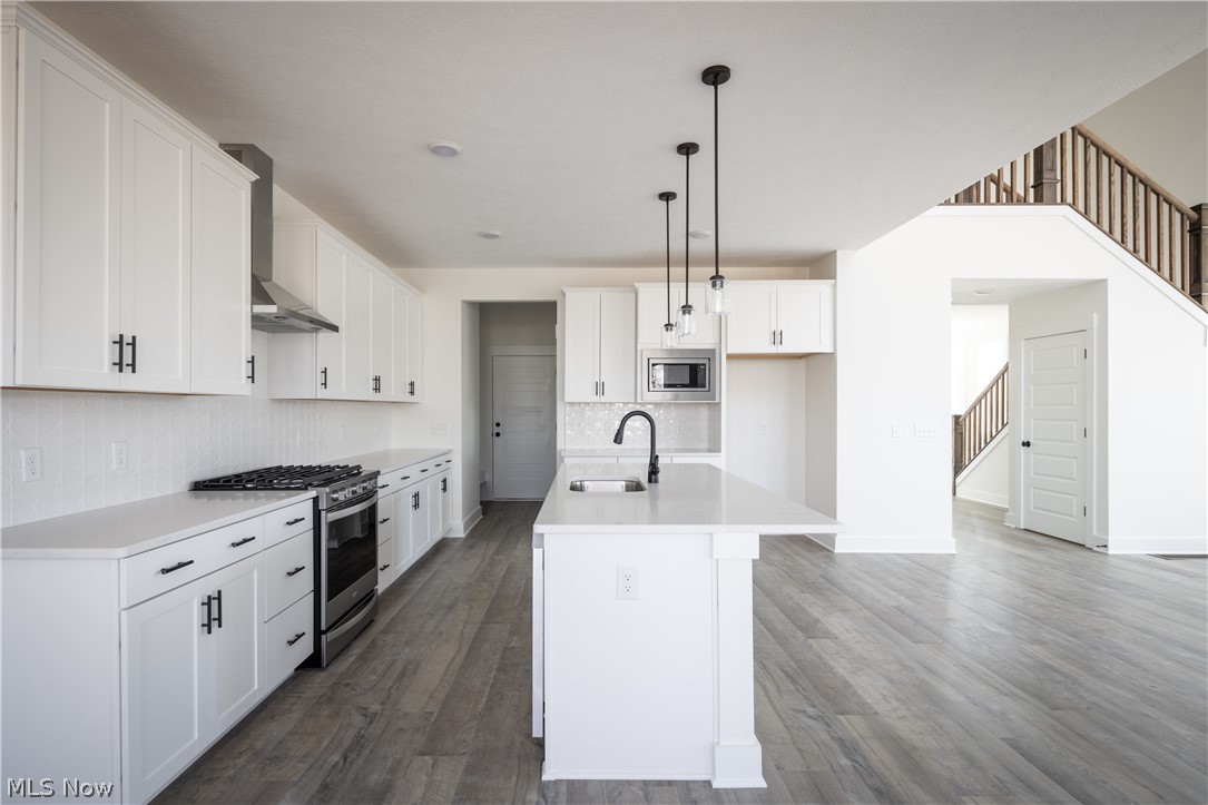 Ridgeline Chase - Residential