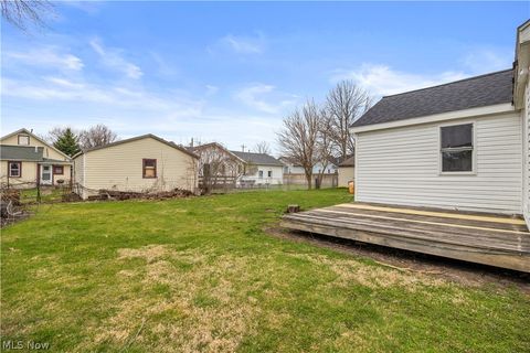 Tiny photo for 214 Linden Street, Port Clinton, OH 43452 (MLS # 5197938)