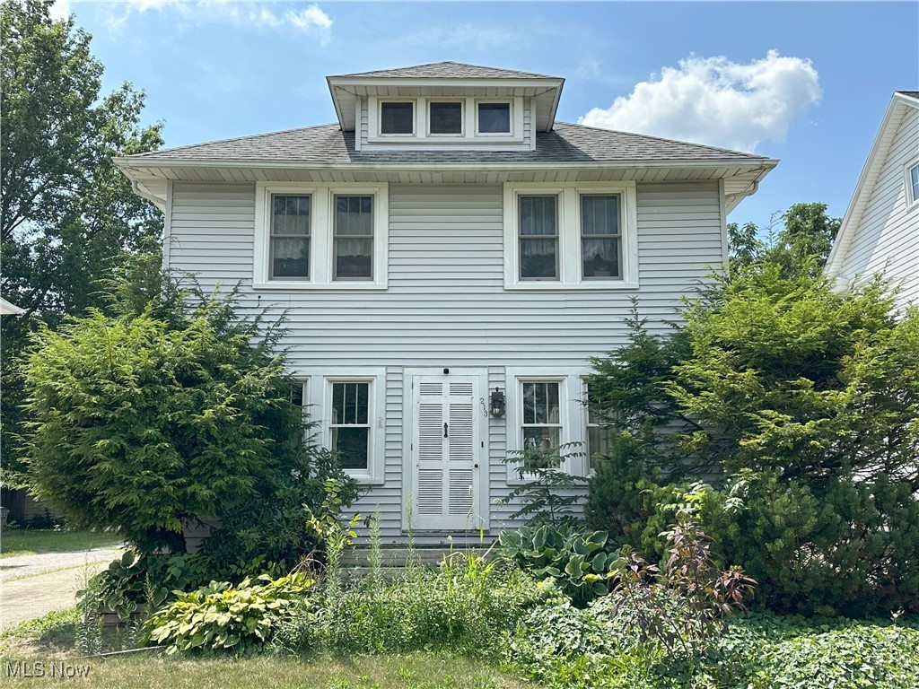 Welcome home to this stately Colonial in the heart of Elyria's Eastern Heights. Located less than 1 mile from downtown Elyria, you will never be far from dining, shopping, parks, and more. Lovingly maintained by the same family for over 70 years. Featuring 3 bedrooms, 2 full bathrooms, and a large floor plan, usable space is abundant. Harwood floors throughout, updated roof, windows, and HVAC make this property easy to maintain. Call to schedule your private tour today!