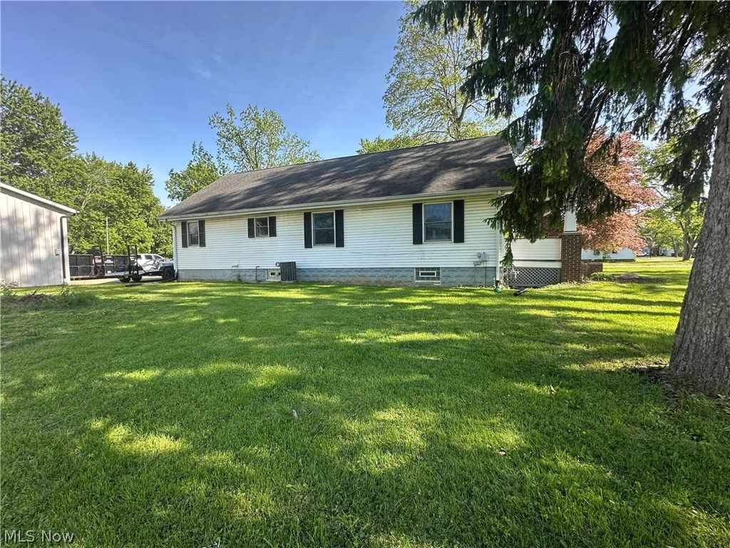 Photo of 422 N Center Street, LaGrange, OH 44050 (MLS # 5212439)