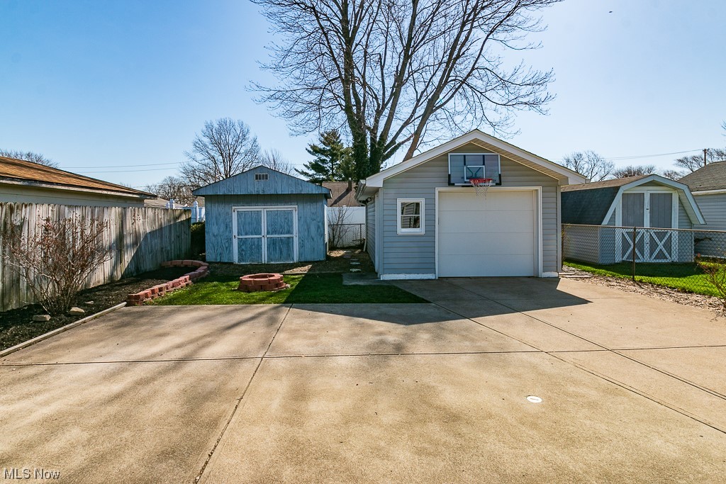 Royal View Allotment - Residential