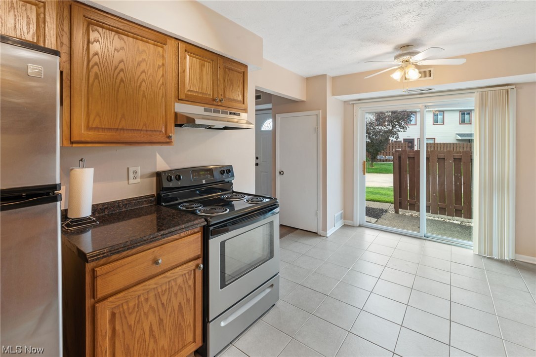 Kings Court Condo - Residential