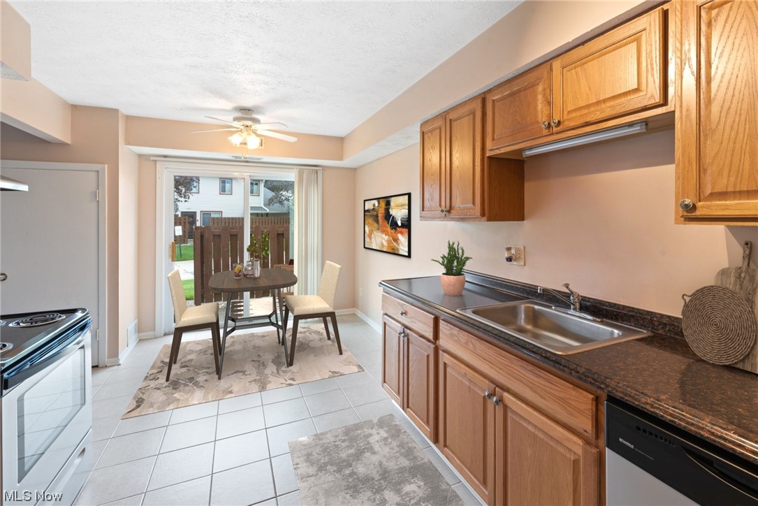 Kings Court Condo - Residential