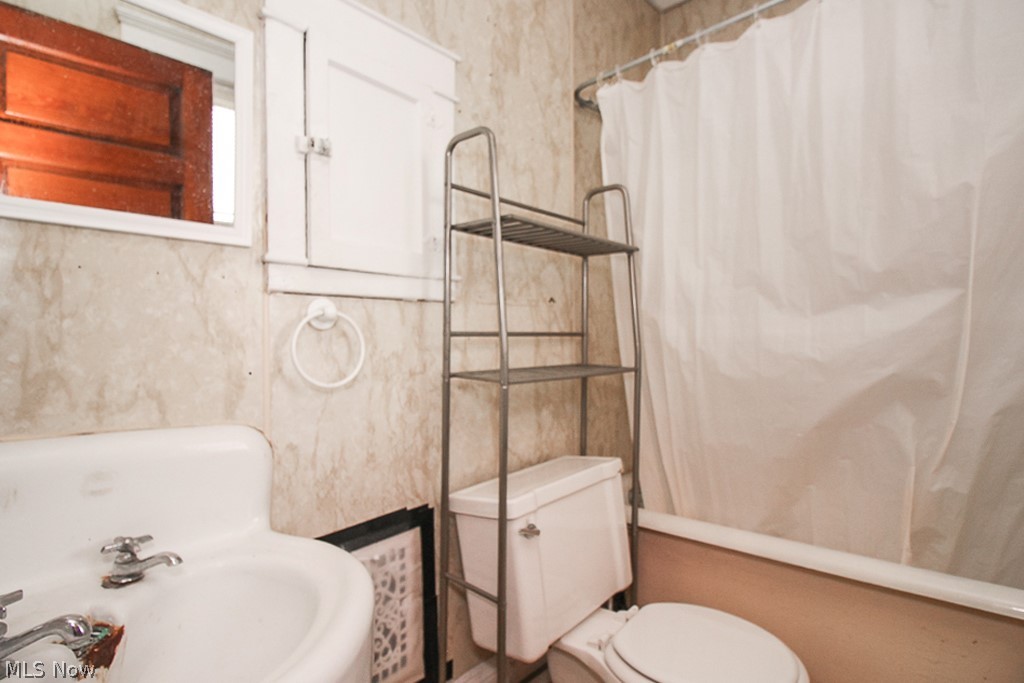 Curtiss & Ambler & H M Tylers - Residential Income