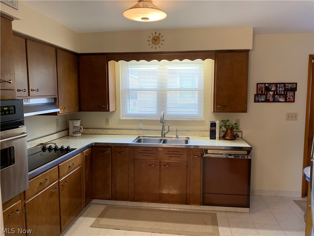 Dixon Heights - Residential