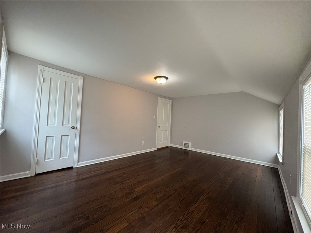 570 E 260th Street