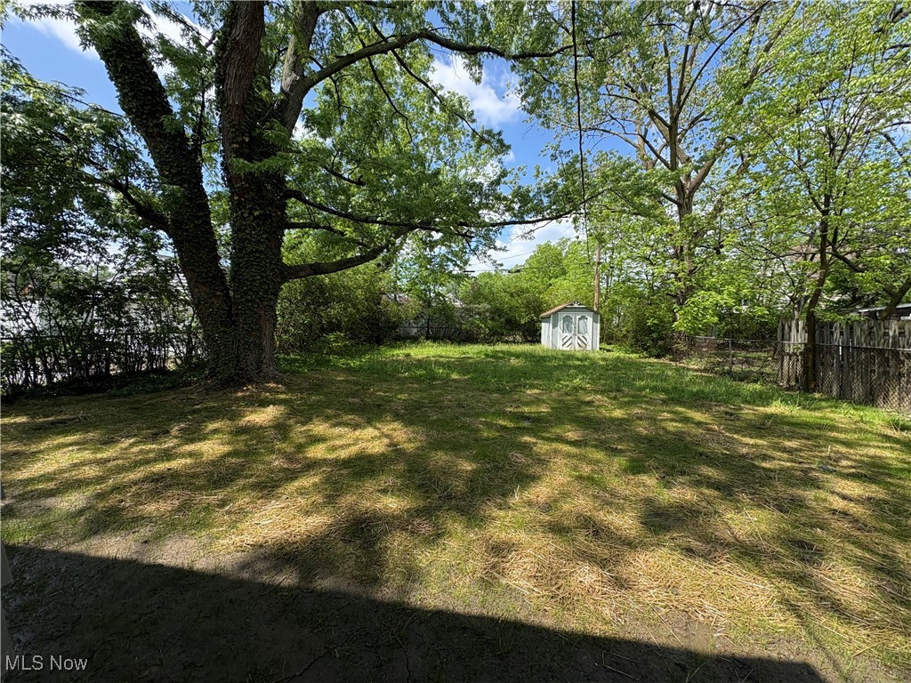 570 E 260th Street, Euclid, Ohio image 11