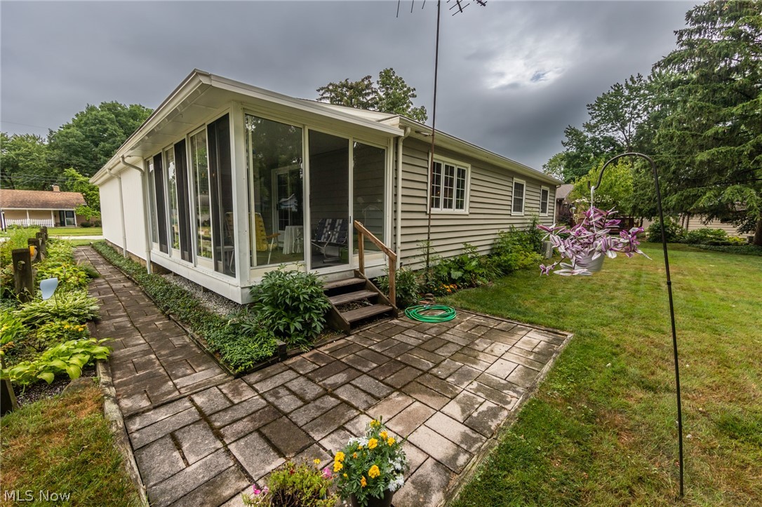 Meadow Circle - Residential