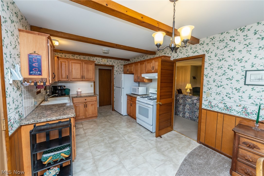 Meadow Circle - Residential