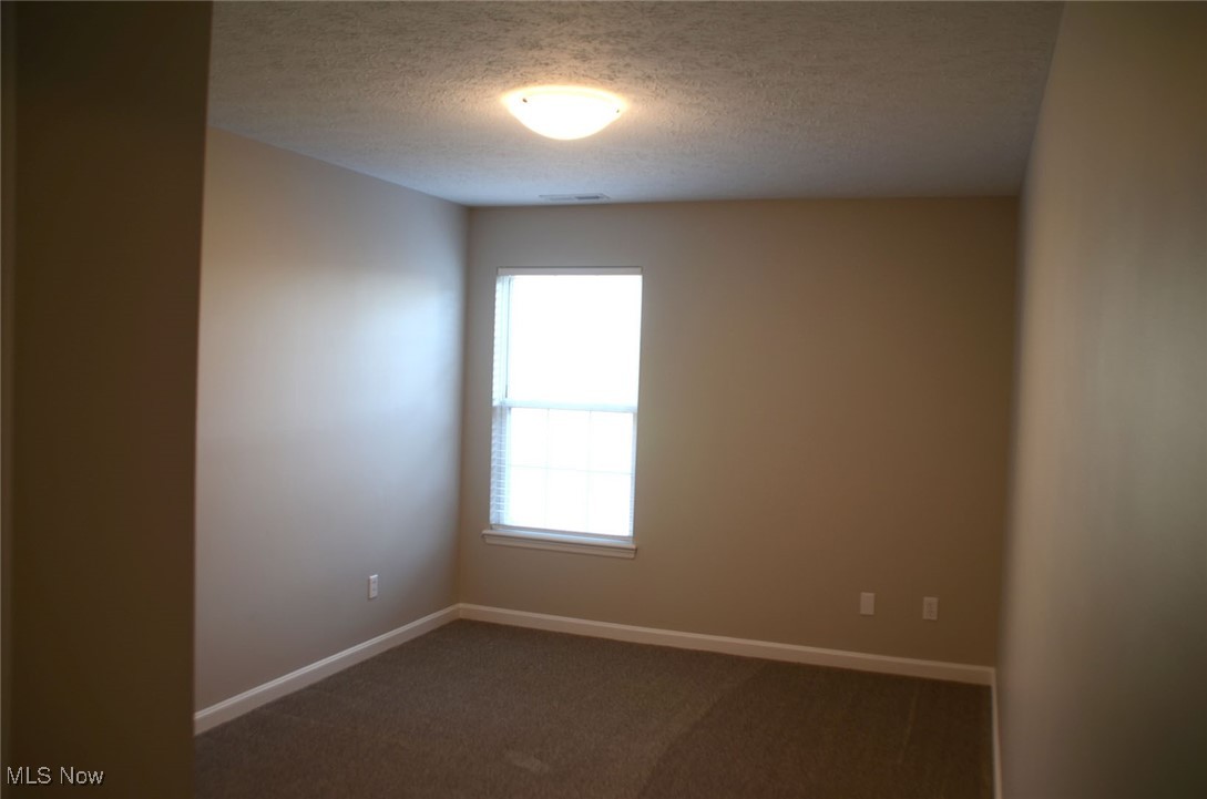 Charleston Place R-2 Developme - Residential Lease