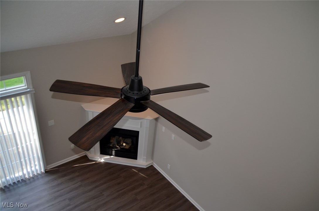 Charleston Place R-2 Developme - Residential Lease