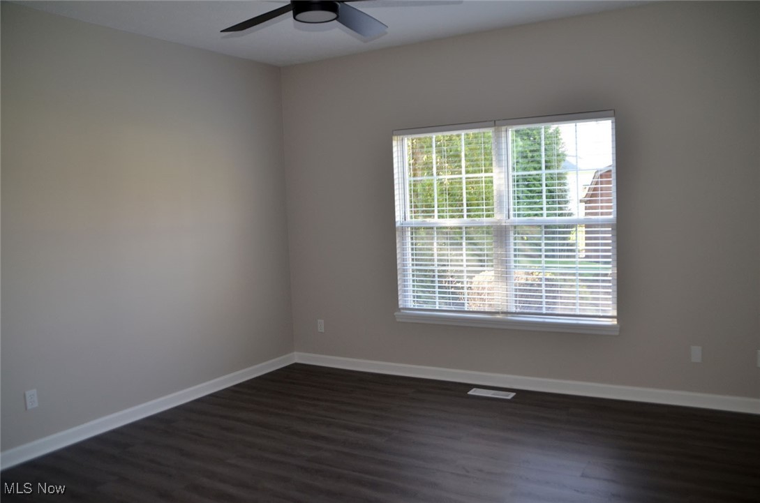 Charleston Place R-2 Developme - Residential Lease