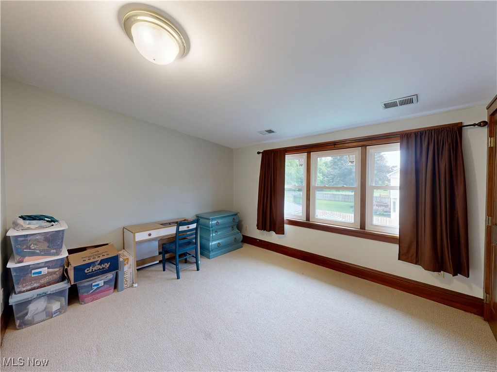 8471 Nowlen Street, Mentor, Ohio image 28