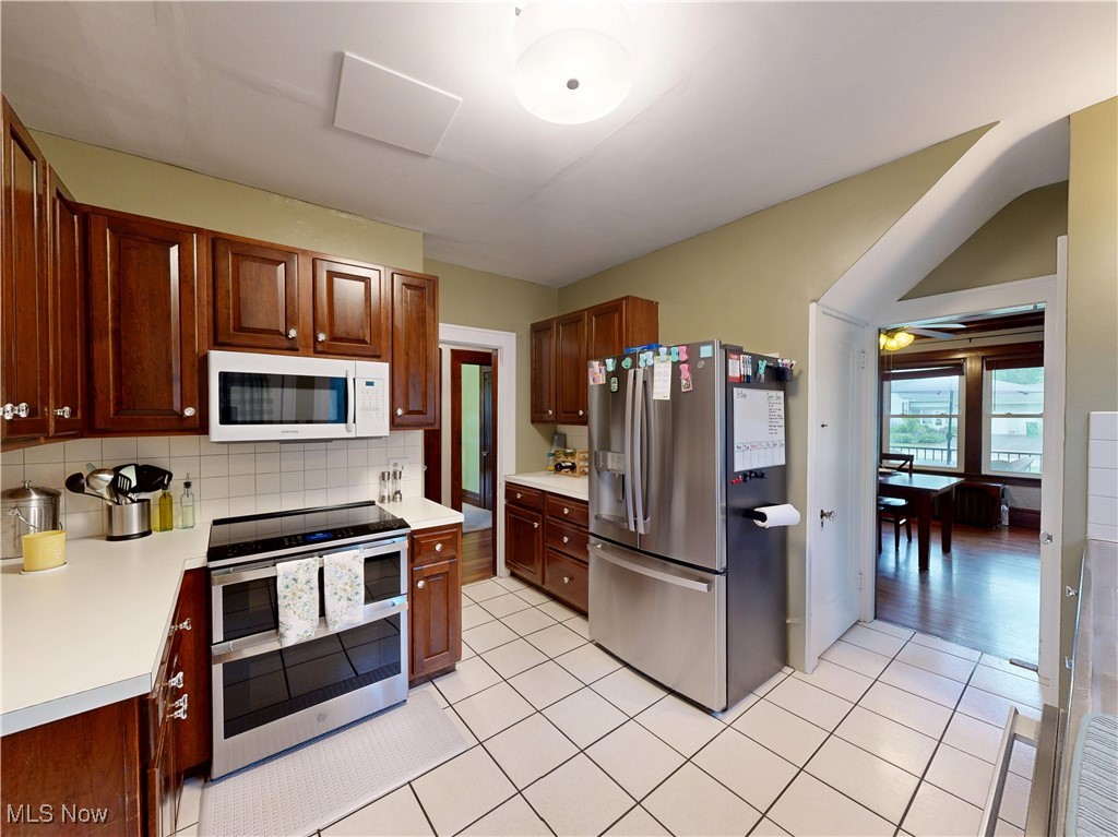 8471 Nowlen Street, Mentor, Ohio image 17